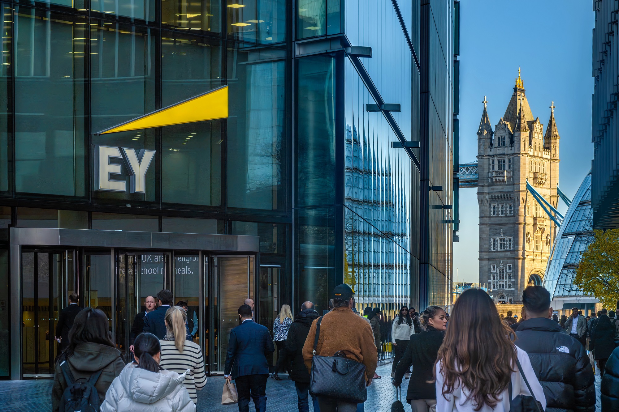 EY Fined £1.2m Over Made.com Audit Failures Ahead of Retailer's Collapse